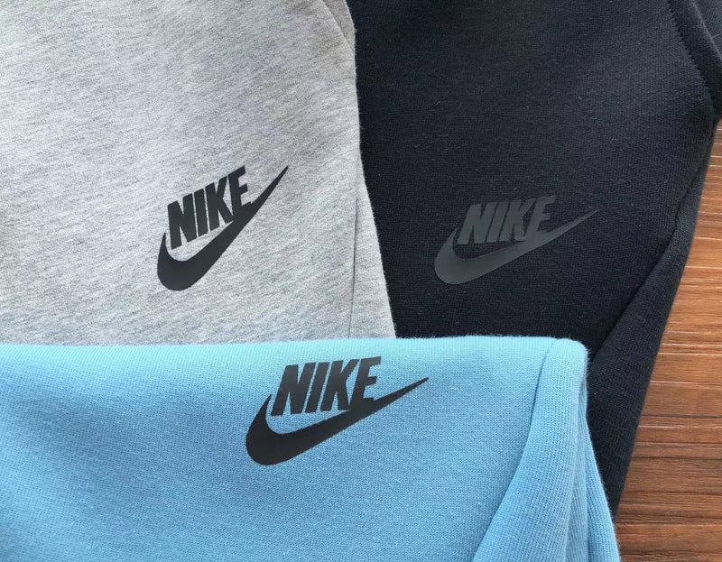 Calça Nike Tech Fleece "Light Blue"