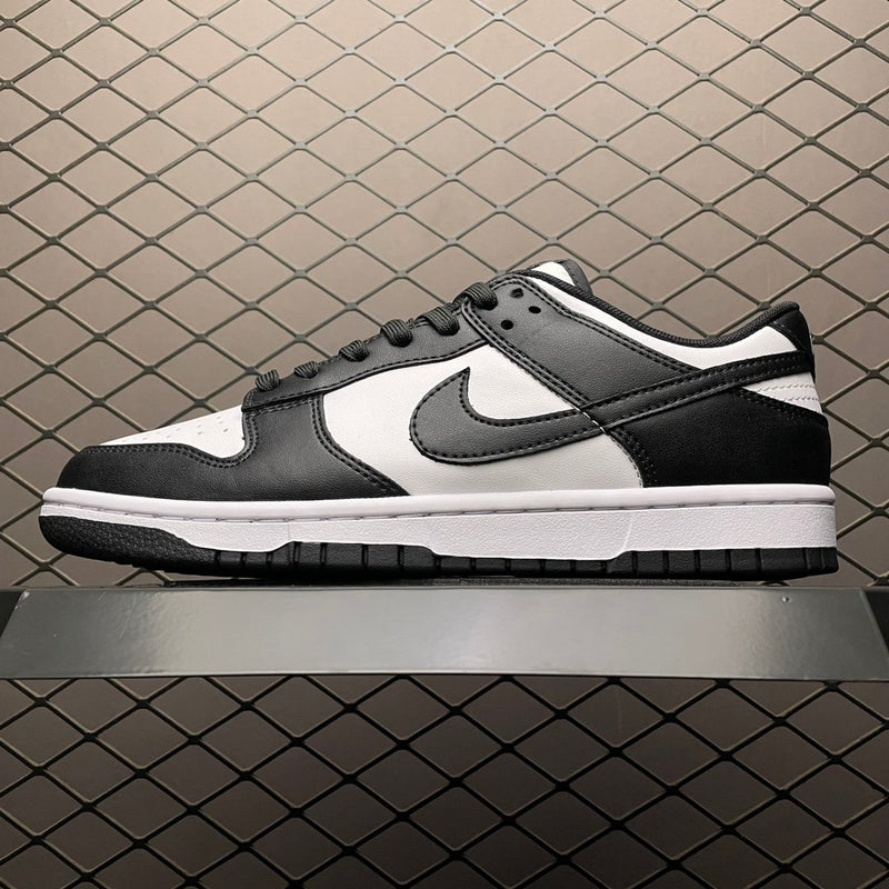 Nike Dunk Low Retro "Panda"