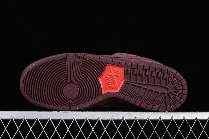 Nike SB Dunk Low City of Love Burgundy Crush