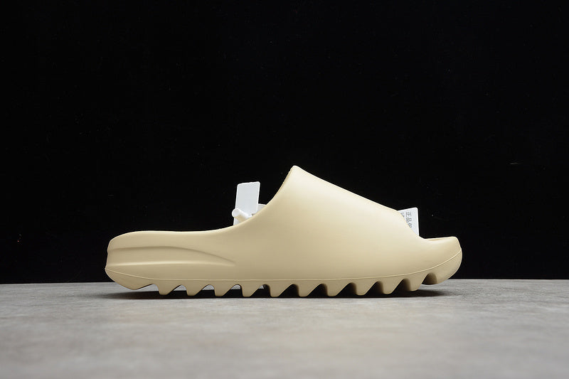 Adidas Yeezy Slide Bone