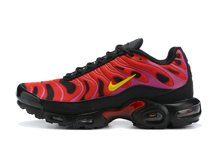 Nike Air Max TN Plus x Supreme University Red