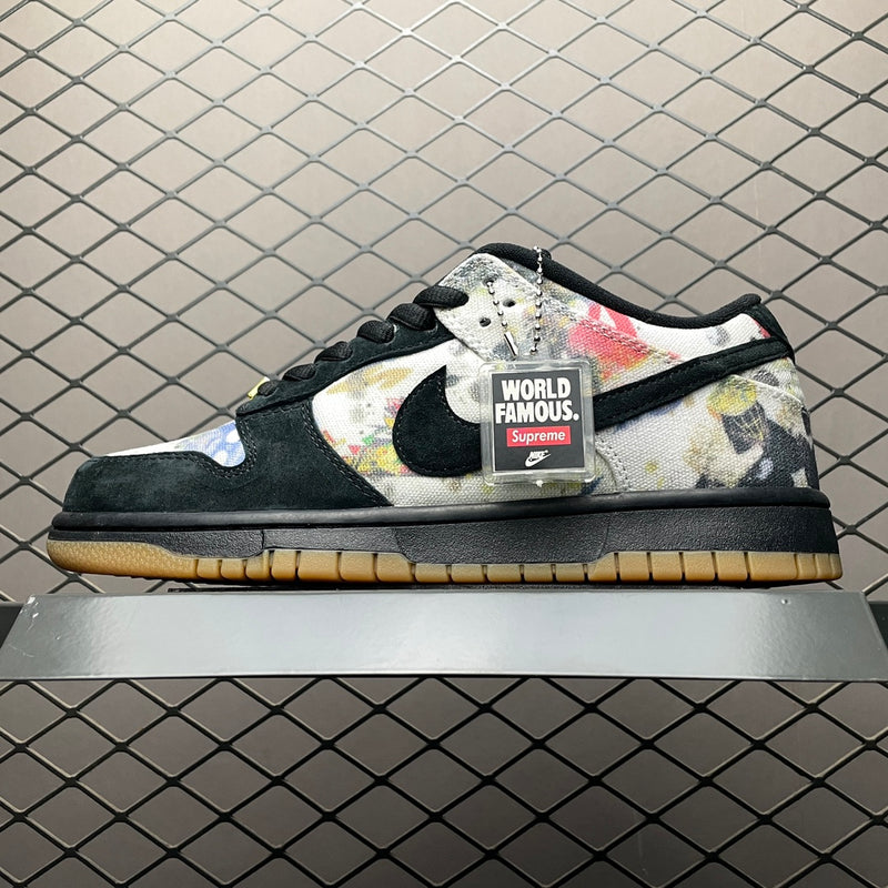 Nike SB Dunk Low x Supreme Rammelleze