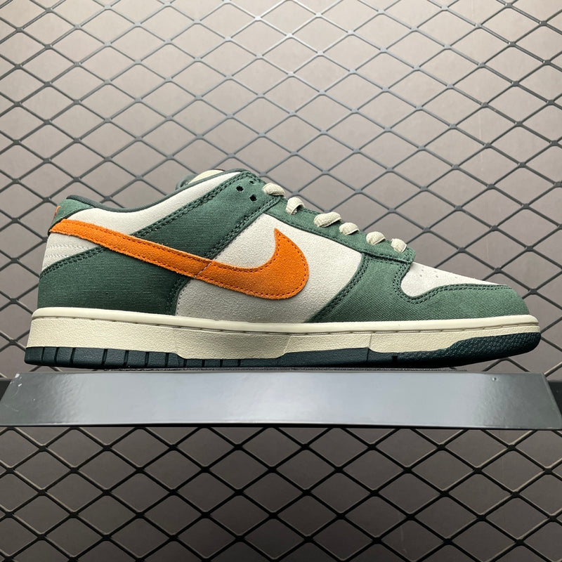 Nike SB Dunk Low Eire