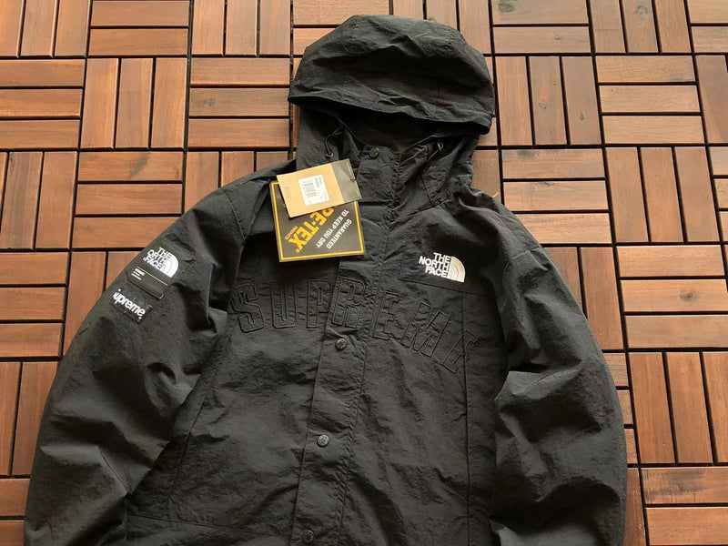 Jaqueta Supreme x The North Face Arc Gore-tex Logo Mountain Parka Black