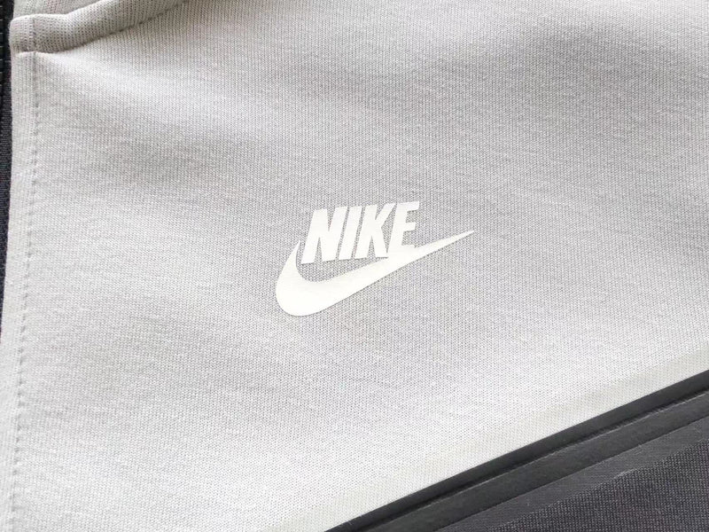 Conjunto Nike Tech Fleece "Grey/Black"