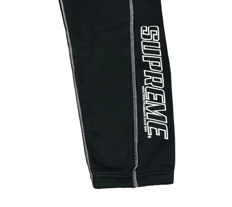 Conjunto Supreme Coverstitch Hooded Black