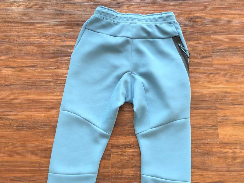 Calça Nike Tech Fleece "Light Blue"