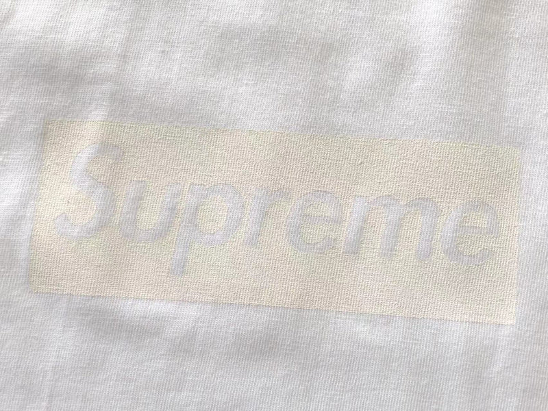 Camiseta Supreme "Tonal Box Logo White”