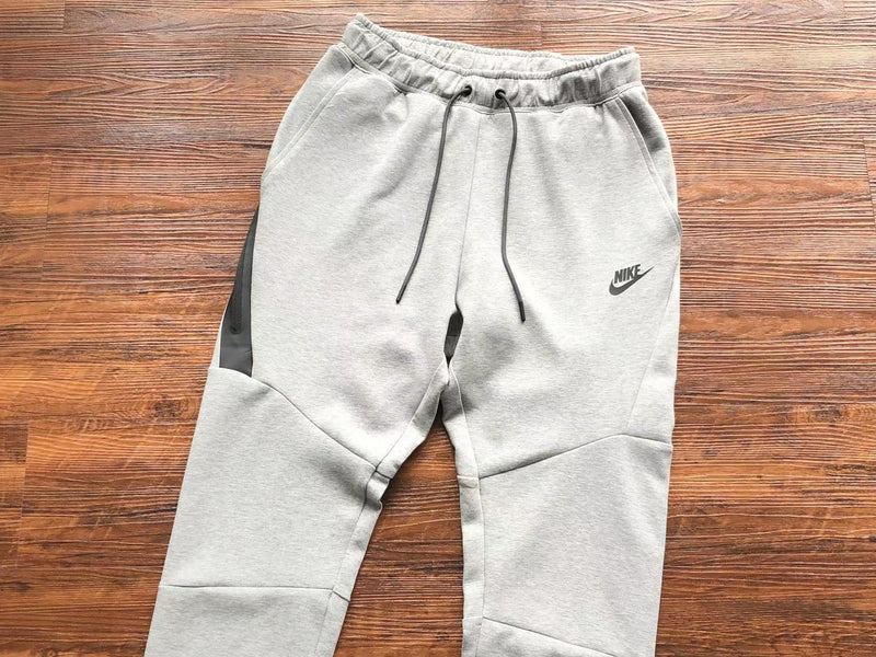 Calça Nike Tech Fleece "Grey"