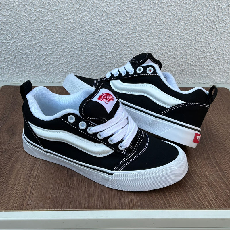 Vans Sku Skool Black White