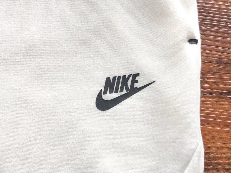 Calça Nike Tech Fleece "White"
