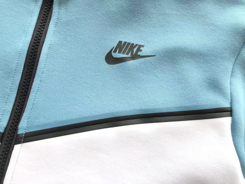 Jaqueta Tech Fleece "Baby Blue"