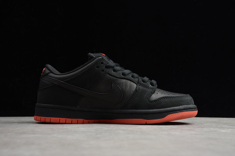 Nike SB Dunk Low Black Pigeon