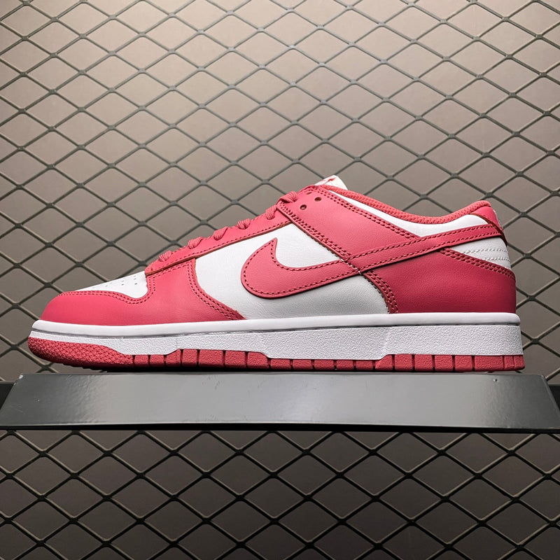 Nike Dunk Low Archeo Pink