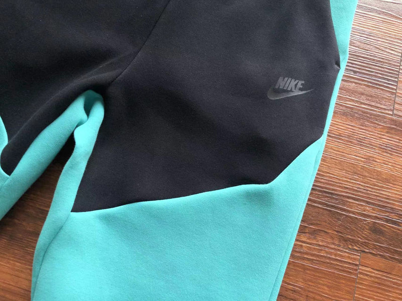 Calça Nike Tech Fleece "Ocean Blue"