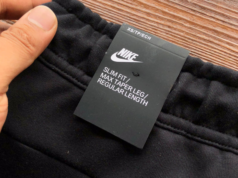 Calça Nike Tech Fleece "Black/Grey"