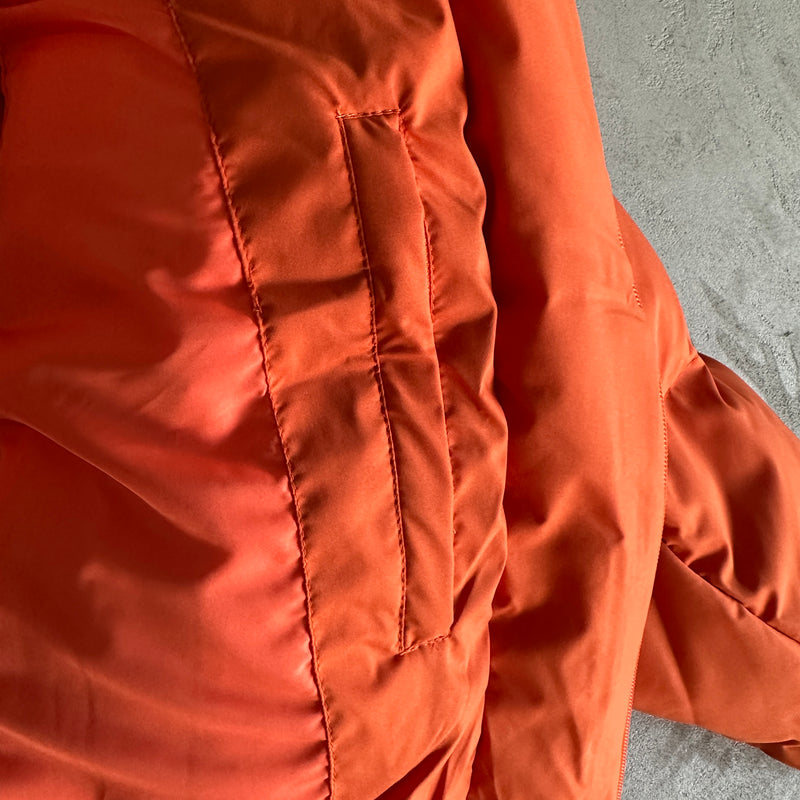 Jaqueta Trapstar "Hyperdrive Technical Puffer Jacket Orange"