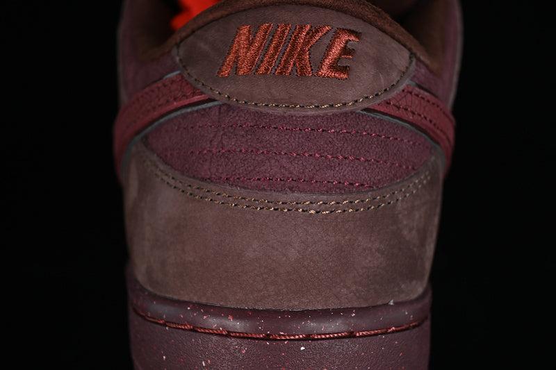 Nike SB Dunk Low City of Love Burgundy Crush