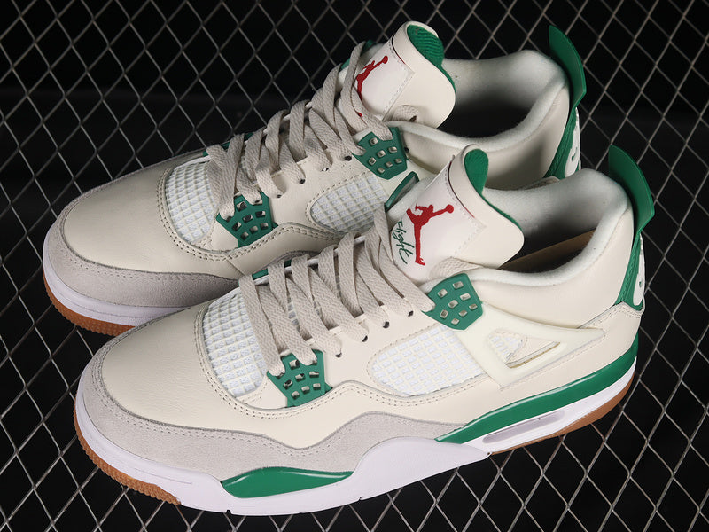 Nike Air Jordan 4 Retro x Nike SB Pine Green