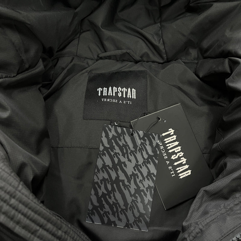 Jaqueta Trapstar “Decoded Hooded Puffer 2.0 Black”