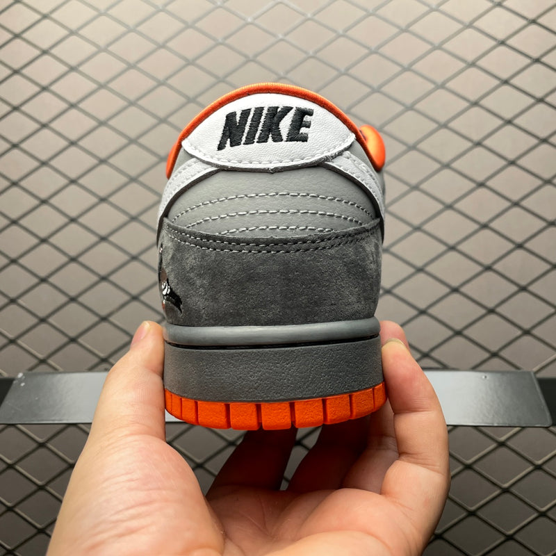 Nike SB Dunk Low Staple NYC Pigeon