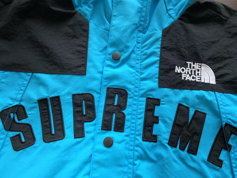 Jaqueta Supreme x The North Face Arc Gore-tex Logo Mountain Parka Sky Blue