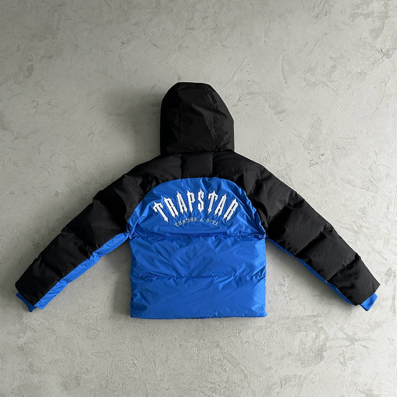 Jaqueta Trapstar "Decoded Arch Puffer Black Blue"