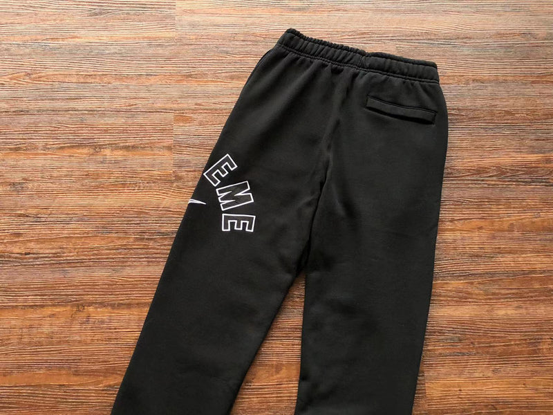 Calça Supreme x Nike Arc Black