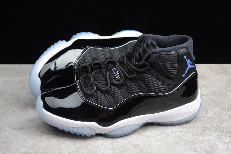 Nike Air Jordan 11 Space Jam