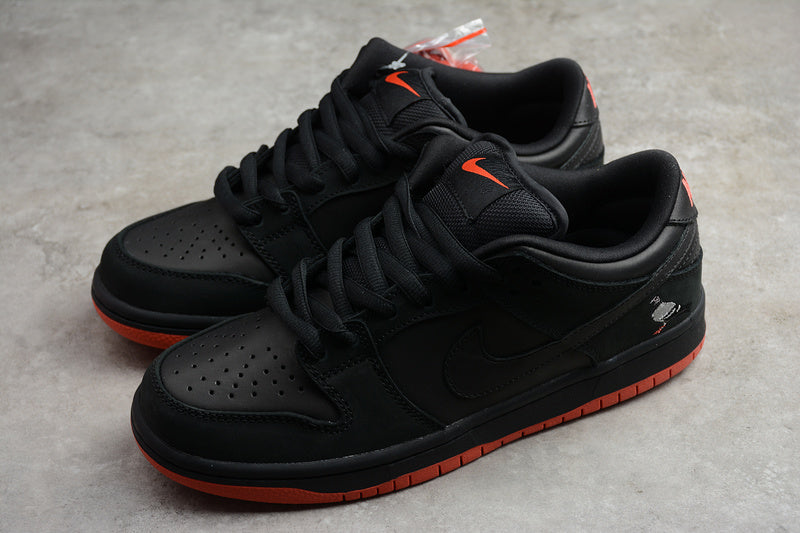 Nike SB Dunk Low Black Pigeon