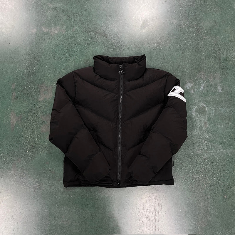 Jaqueta Trapstar “Sleeve Puffer Black”