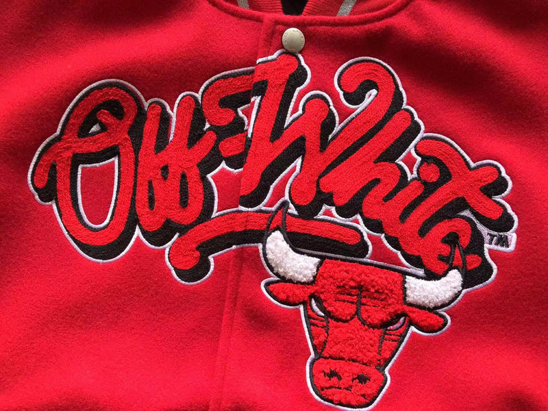 Jaqueta Off-White Varsity Chicago Bulls Red