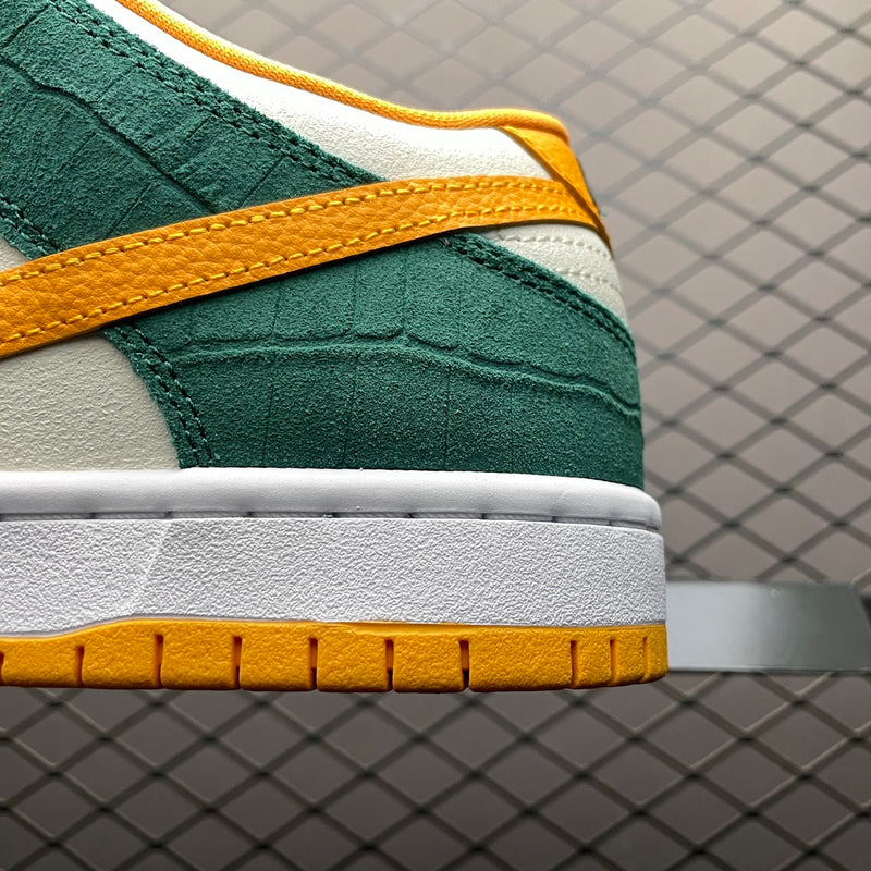 Nike SB Dunk Low Legion Pine