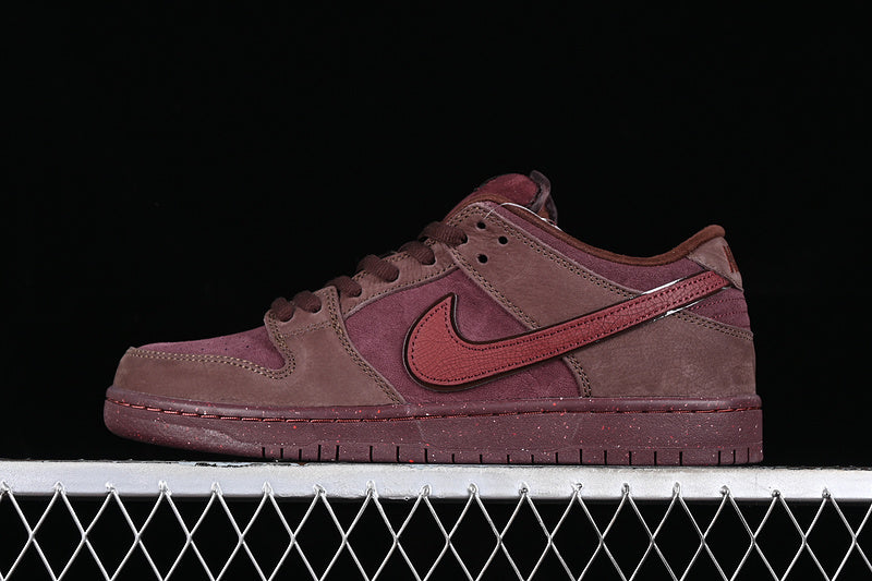 Nike SB Dunk Low City of Love Burgundy Crush