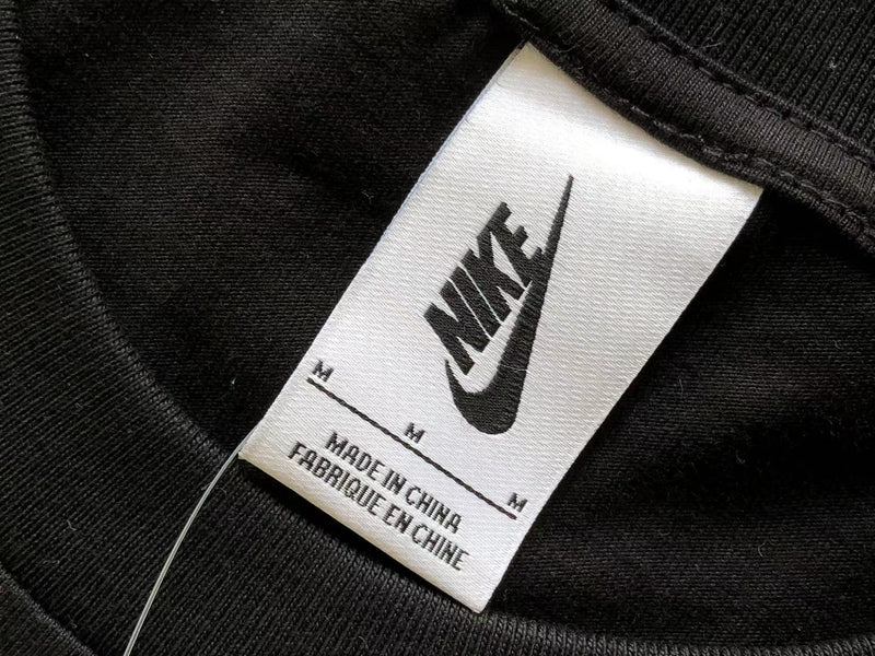 Camiseta Nike x Stussy "London Paris White”