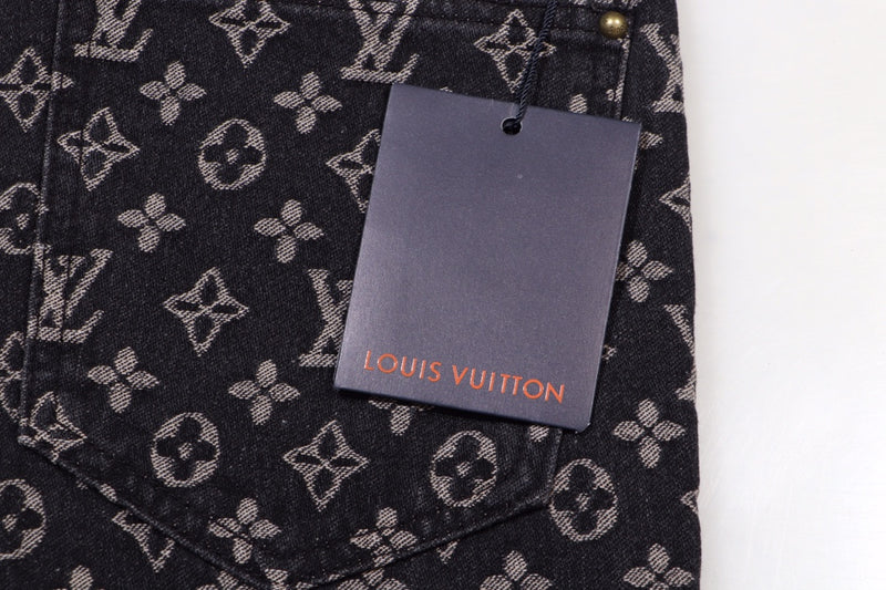 Calça Jeans Louis Vuitton Distressed Baggy Monogram