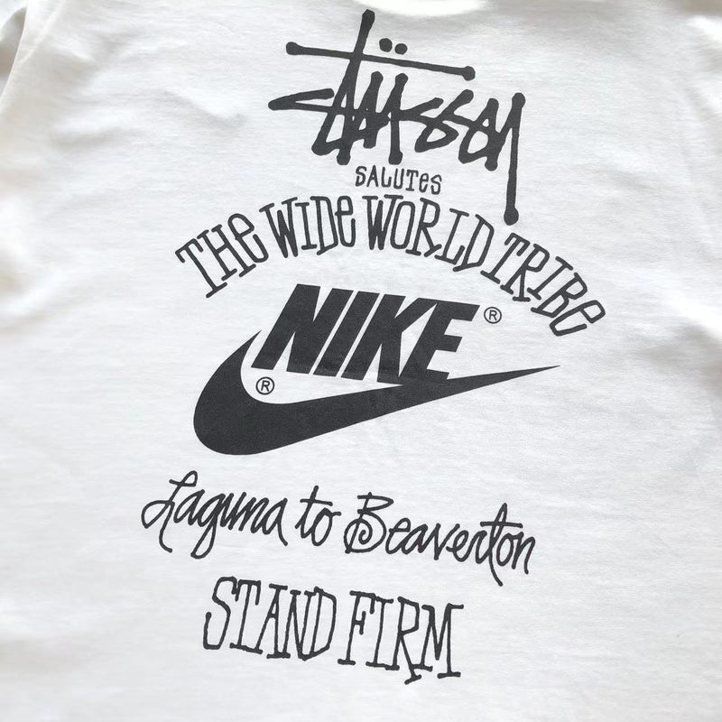 Camiseta Nike x Stussy "Wide World Tribe"
