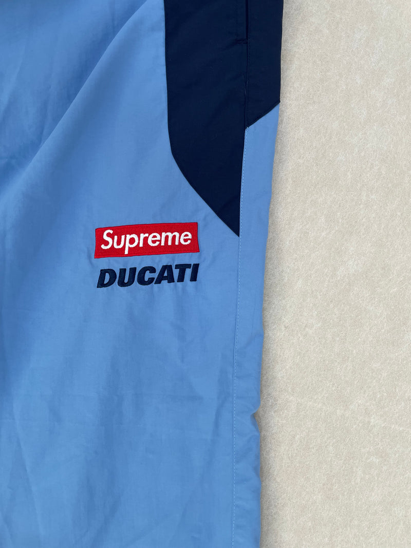 Conjunto Supreme x Ducati Blue