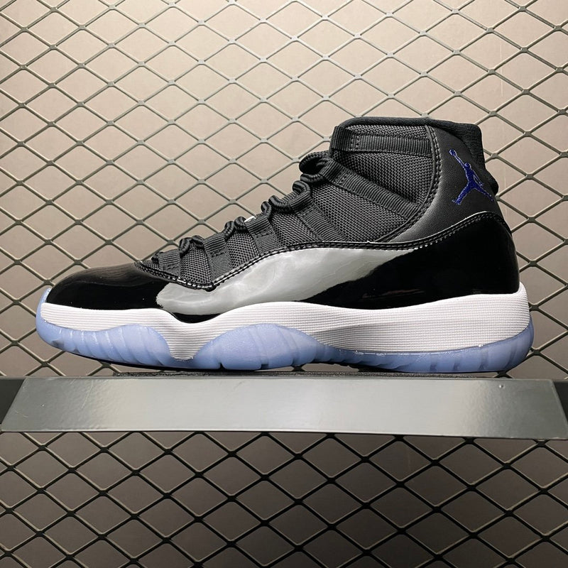 Nike Air Jordan 11 Space Jam