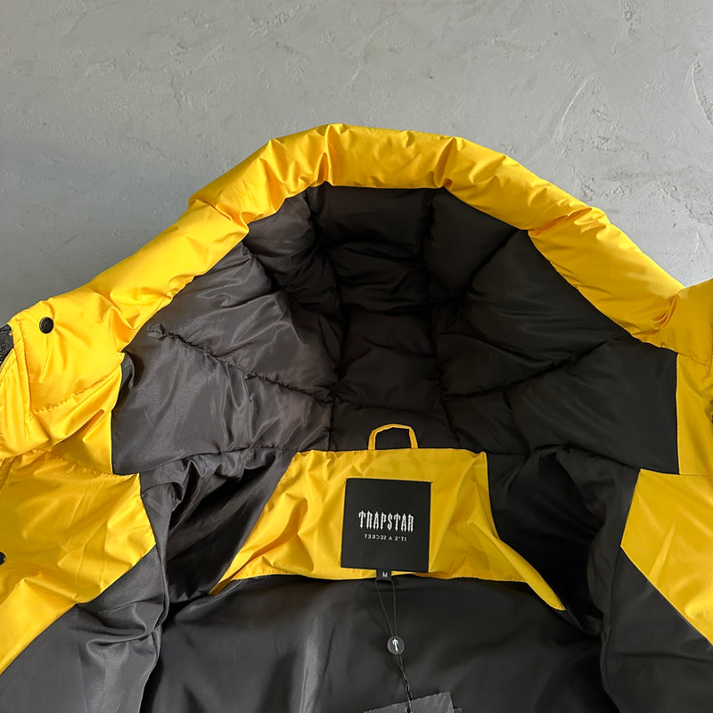 Jaqueta Trapstar "Decoded Arch Puffer Jacket Black Yellow"