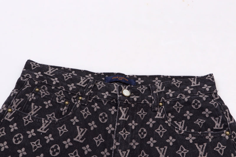 Calça Jeans Louis Vuitton Distressed Baggy Monogram