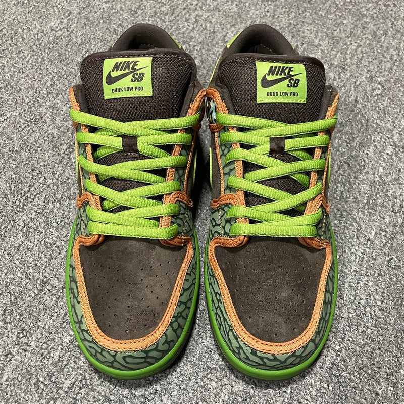 Nike SB Dunk Low De La Soul