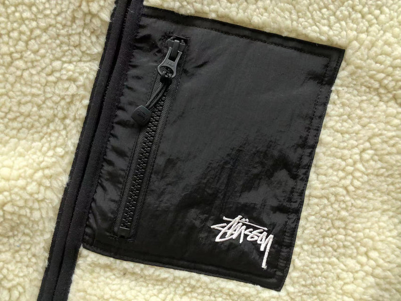 Jaqueta Stussy 8 Ball Sherpa Dupla Face