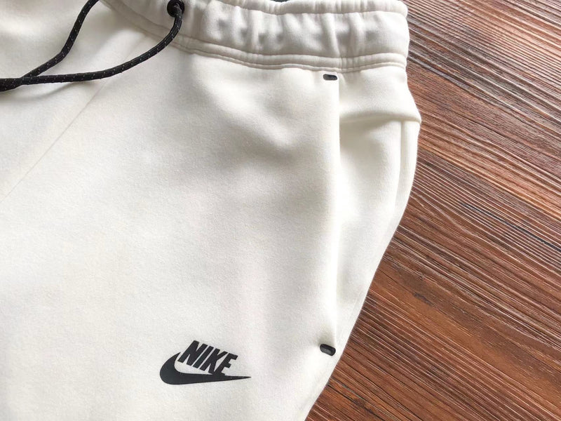 Calça Nike Tech Fleece "White"