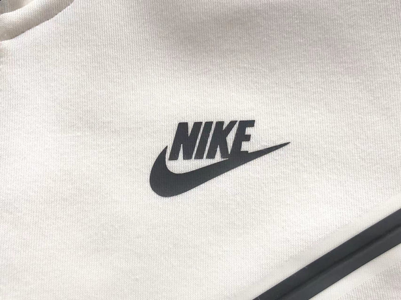 Conjunto Nike Tech Fleece "White"