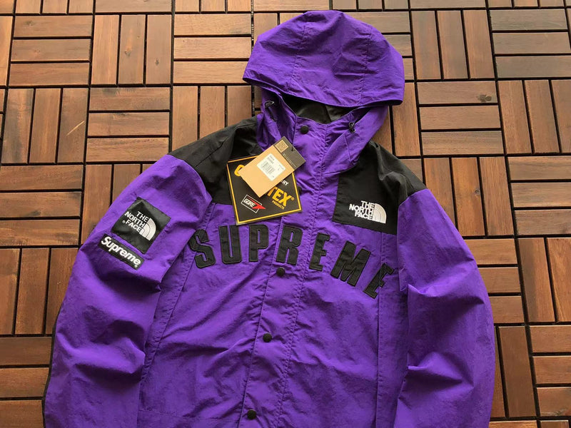 Jaqueta Supreme x The North Face Arc Gore-tex Logo Mountain Parka Purple